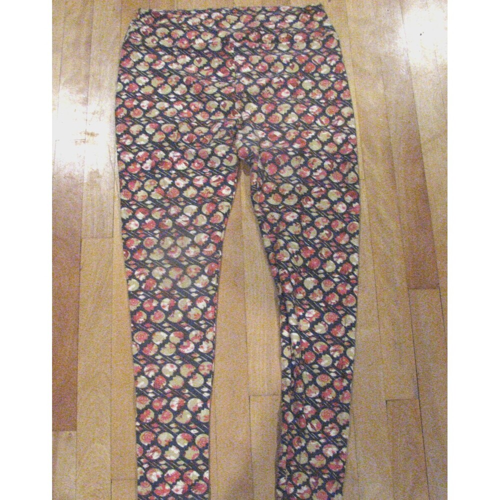 Lularoe Leggings Women's Tall & Curvy Tulip pattern